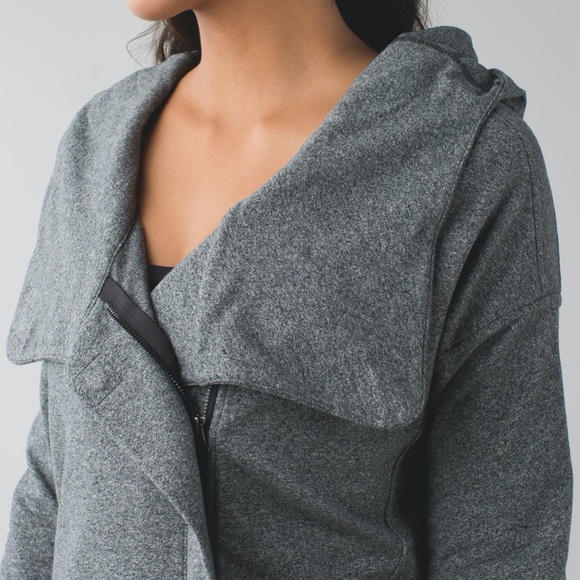 Lululemon Wrap Up Jacket Heathered Speckled Black -  Size 2 - Picture 5 of 7